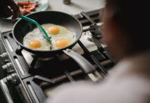 Tefal ปลอดภัยจริงหรือ? คลายข้อกังวลเรื่องสารเคลือบกระทะกันติด Tefal ปลอดภัยจริงหรือ? คลายข้อกังวลเรื่องสารเคลือบกระทะกันติด